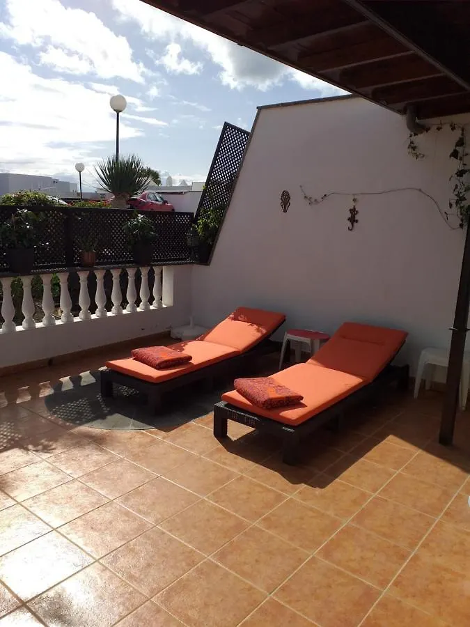 Bungalow Playa Bastian - Piscina Climatizada - Wifi - Playa 1 Min. Costa Teguise