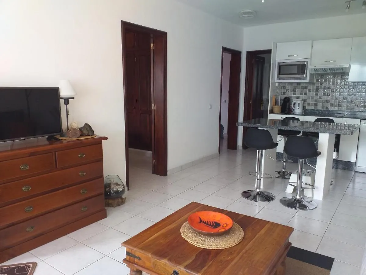 Apartment Bungalow Playa Bastian - Piscina Climatizada - Wifi - Playa 1 Min. Costa Teguise